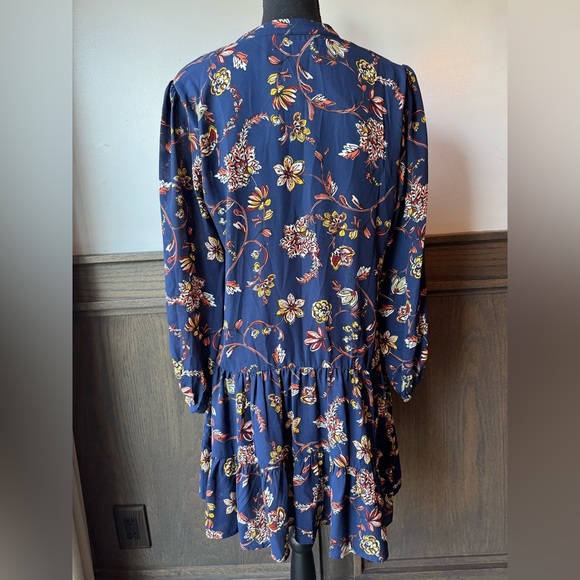 Emma & Michele Navy Floral V-Neck Drop Waist Dress small EUC - Picture 3 of 7